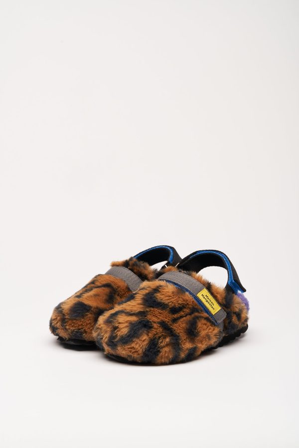 Almond Leopard Online now