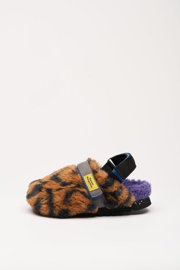 Almond Leopard Online now